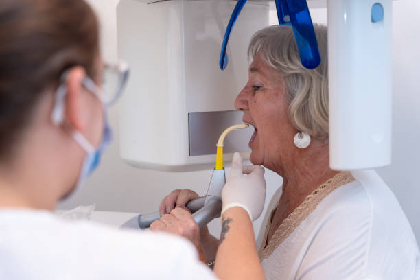 Best Emergency Cosmetic Dentistry (e.g., broken veneers) in Laredo, TX